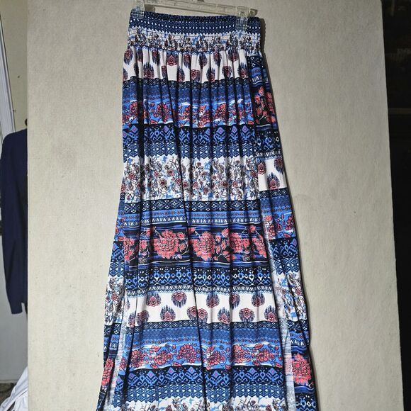 Joe B Soft Maxi Skirt Women's Size Large Double Slit White Blue Floral Cute Chic - Picture 7 of 8